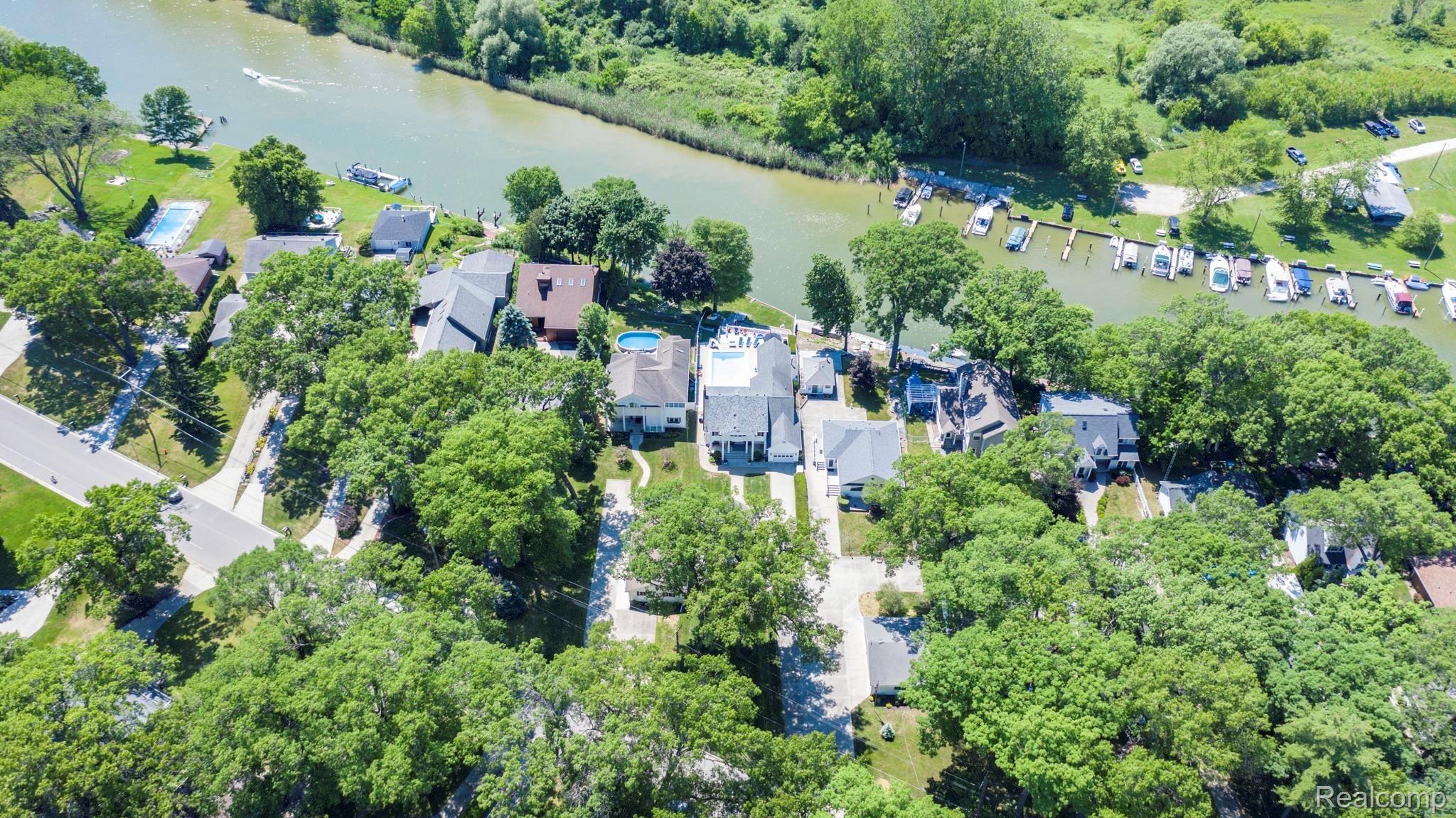 3425 Riverside Drive Port Huron, MI 48060 - Photo 57 of 78 3425 Riverside Dr-69.jpg