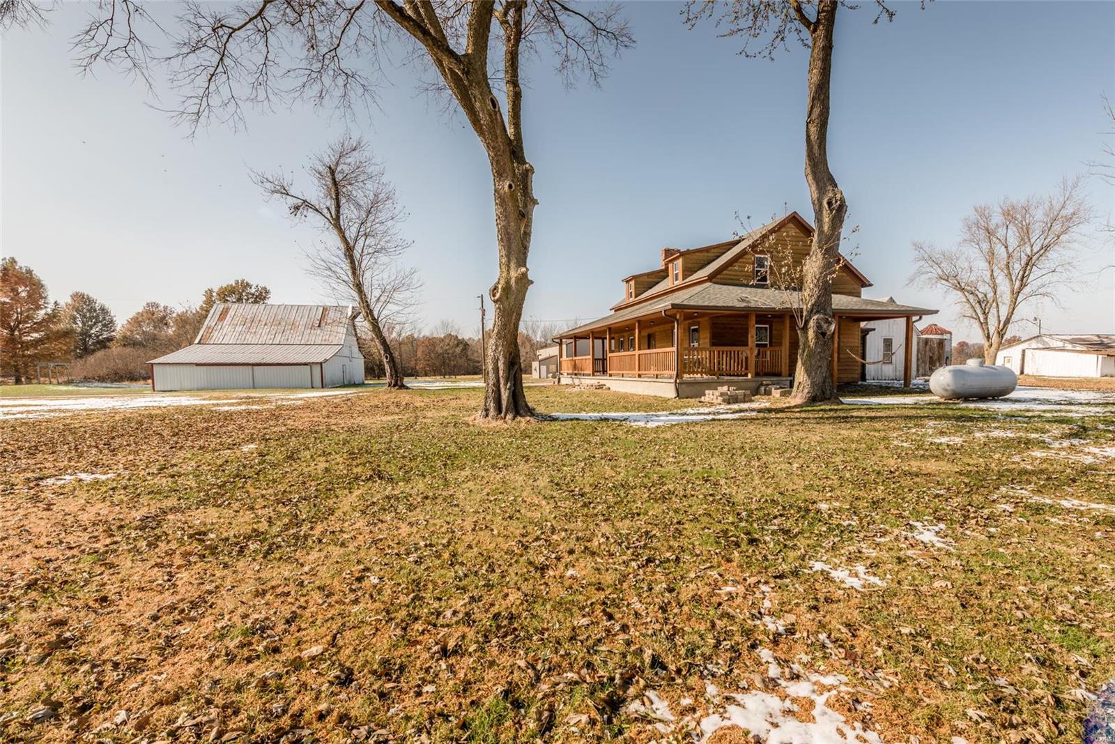 9689 Conrad Road Alhambra, IL 62001 - Photo 12 of 58