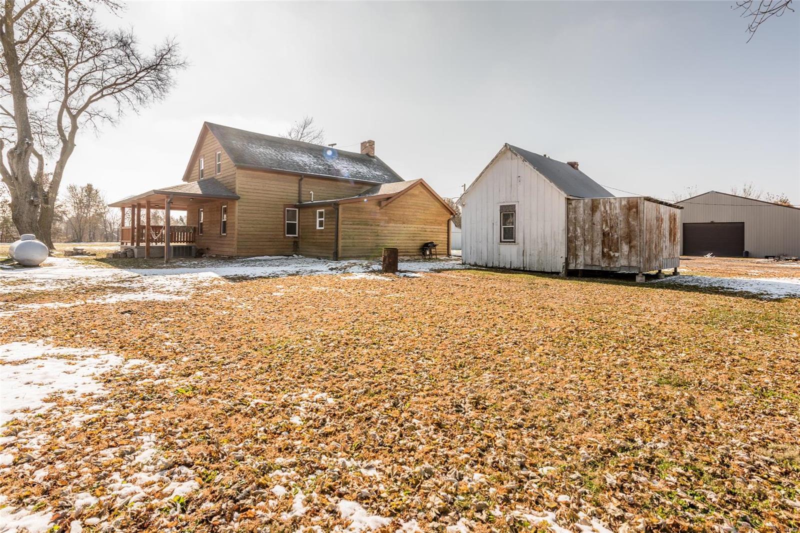 9689 Conrad Road Alhambra, IL 62001 - Photo 13 of 58