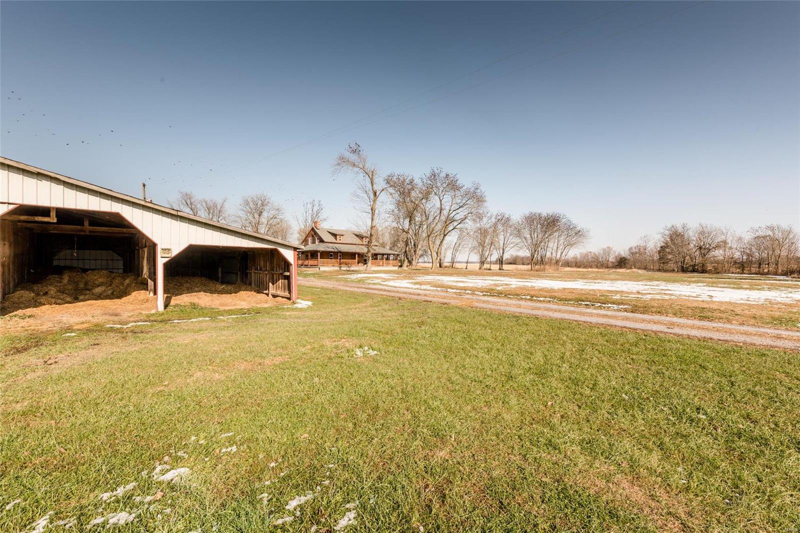 9689 Conrad Road Alhambra, IL 62001 - Photo 26 of 58