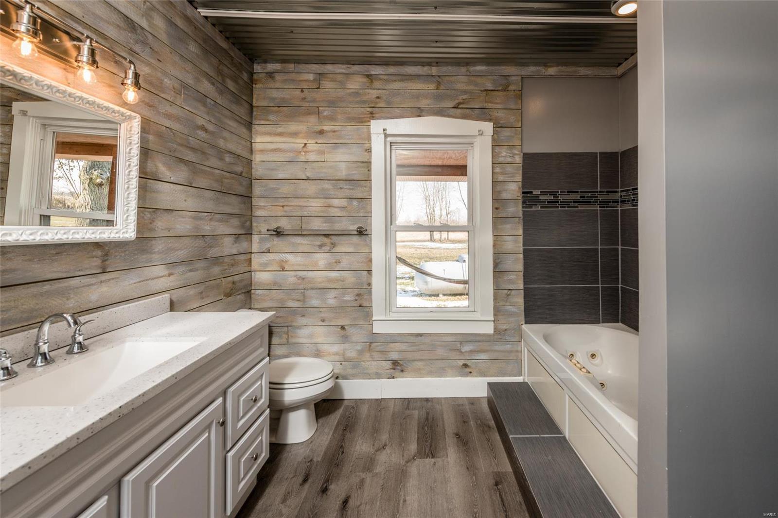 9689 Conrad Road Alhambra, IL 62001 - Photo 44 of 58