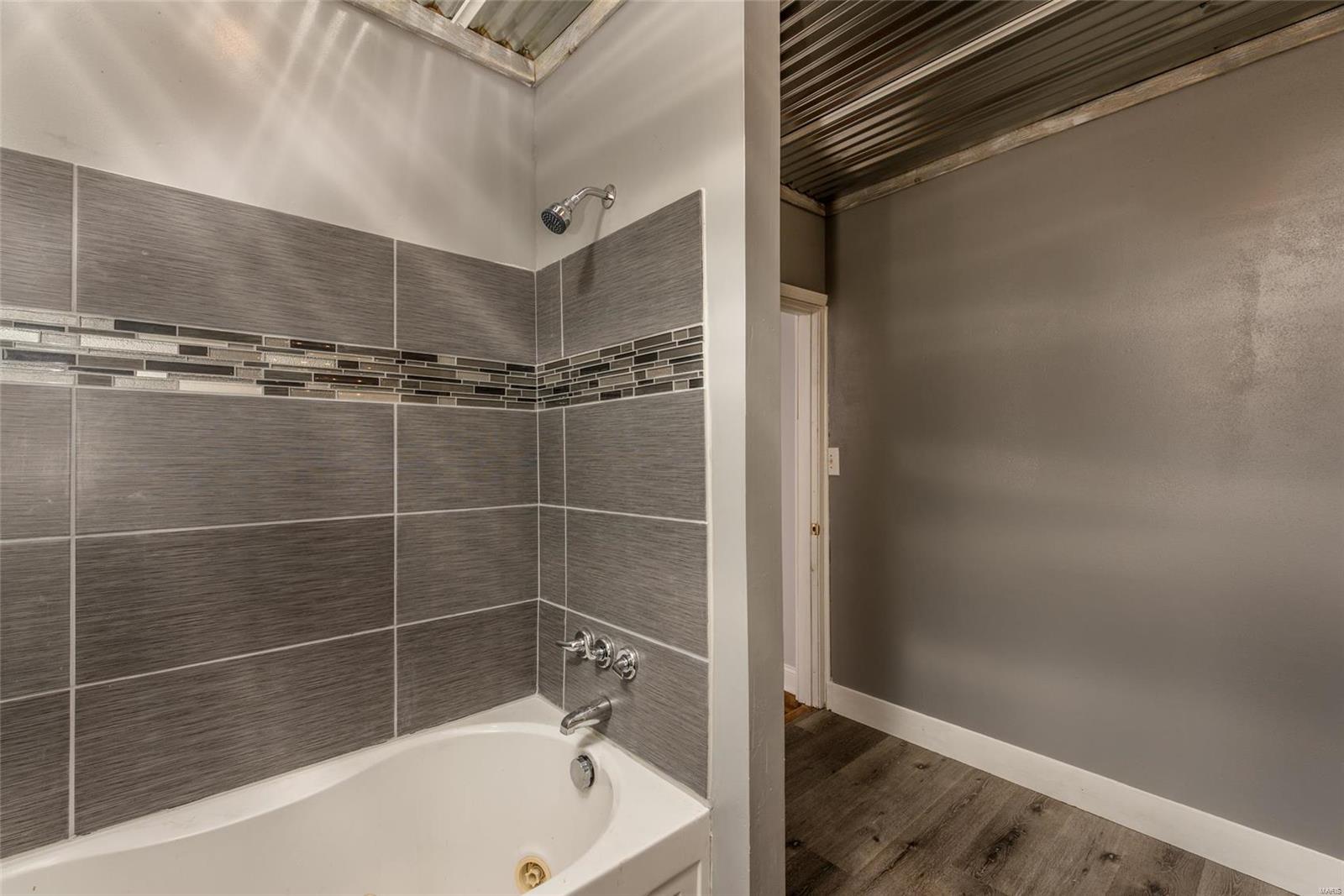 9689 Conrad Road Alhambra, IL 62001 - Photo 48 of 58
