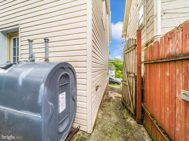 $299,990 | 417 West Main Street, Middletown, MD 21769