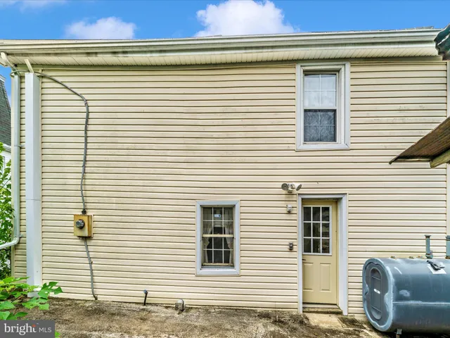 $299,990 | 417 West Main Street, Middletown, MD 21769