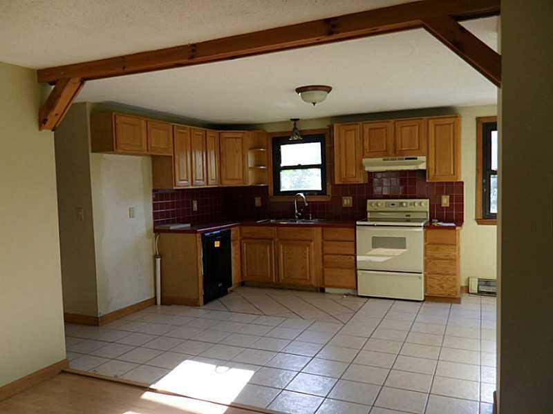 117 Verrill Road Poland, ME 04274 - Photo 2 of 23 Kitchen.