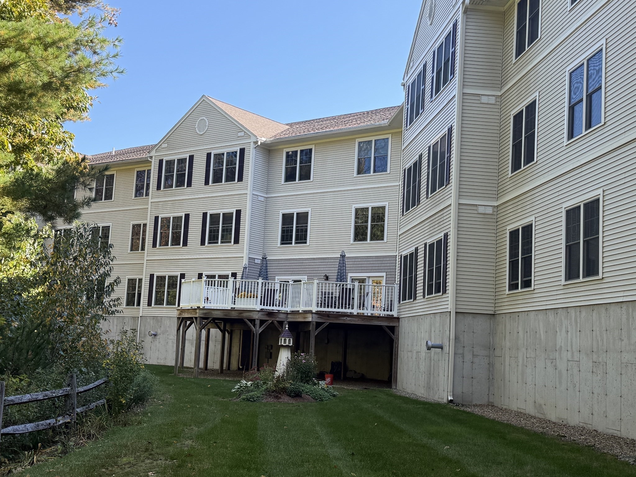 7 Crescent Way, Unit 313 Sturbridge, MA 01518 - Photo 38 of 39 Gallery Image 38