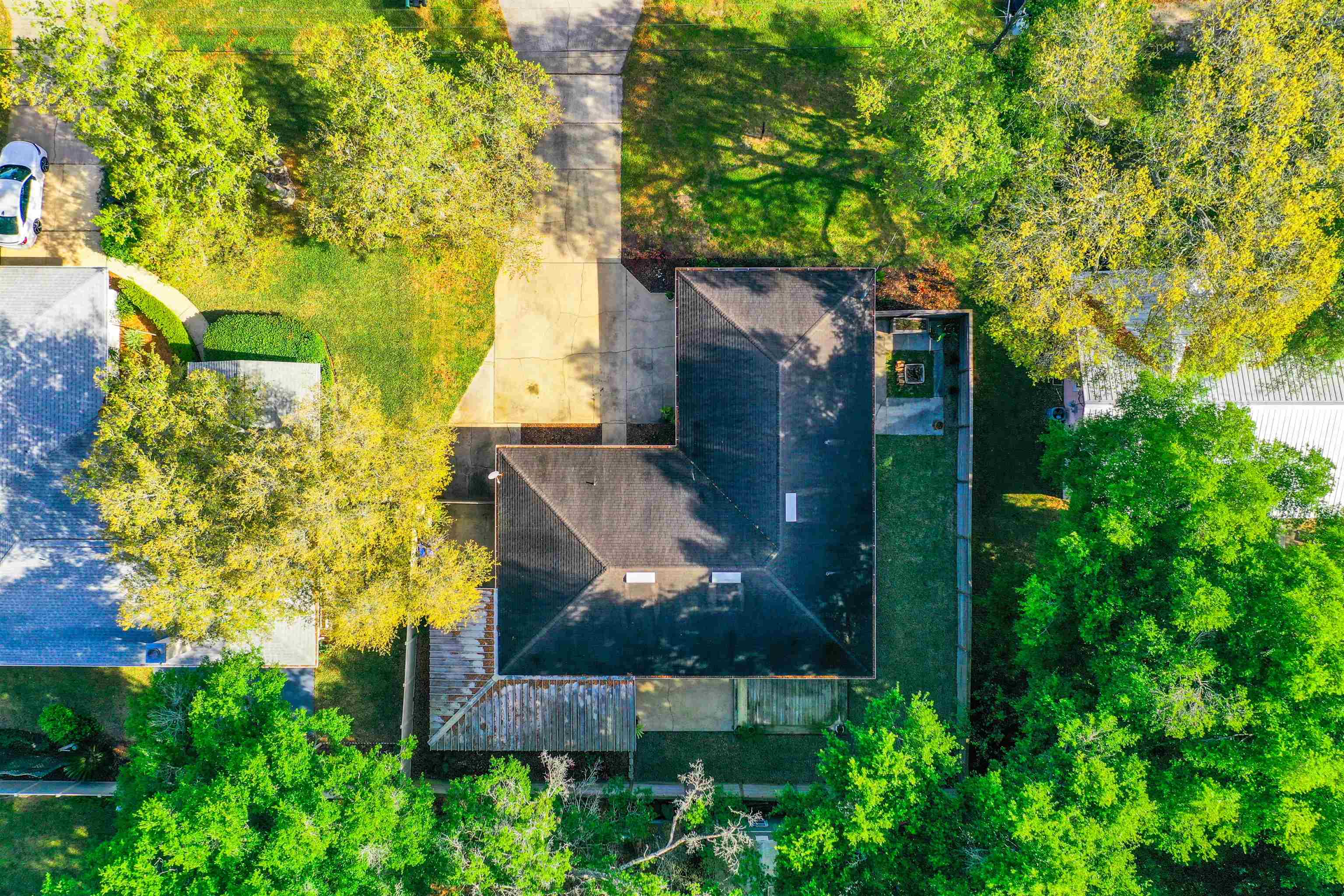 136 Pelican Road St. Augustine, FL 32086 - Photo 44 of 45 an aerial view of a house with a yard