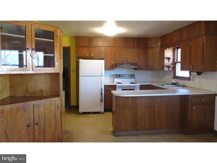 755 Mt Pleasant Road Pottstown, PA 19465 - Photo 3 of 13 Kitchen