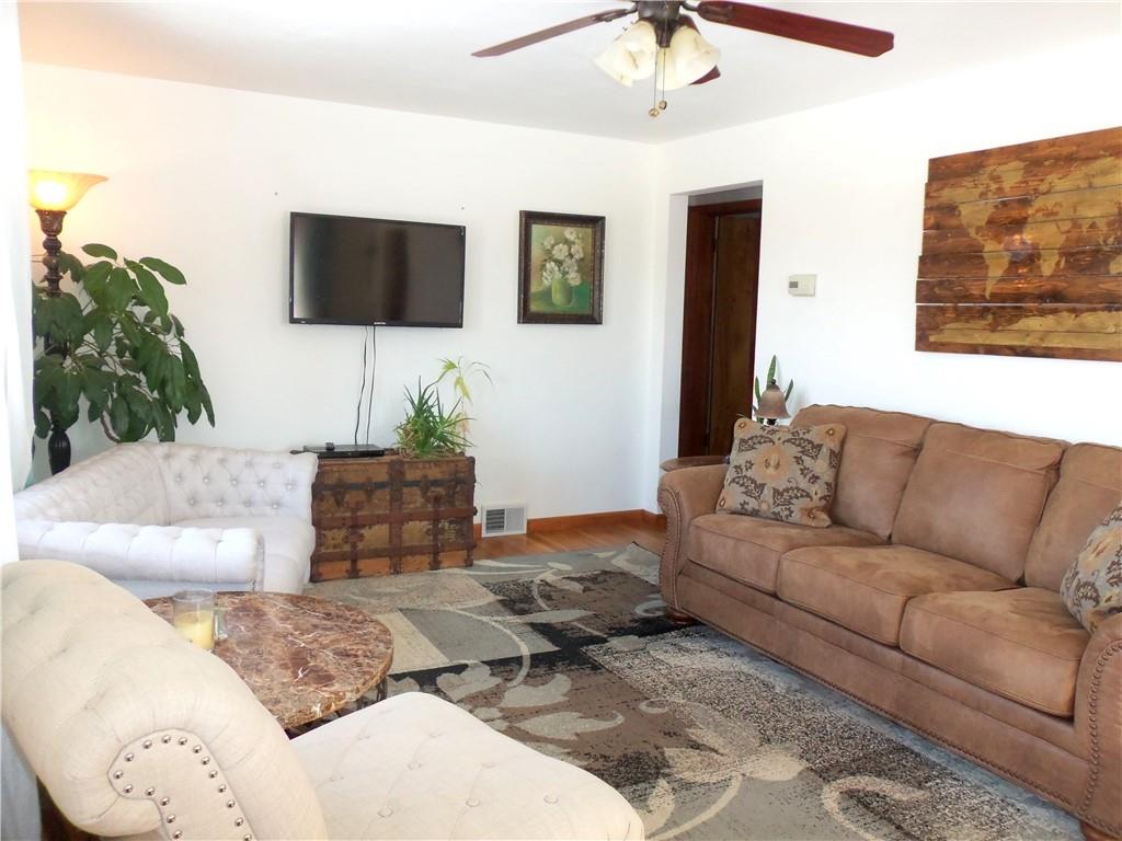 220 Franklin Farms Road Washington, PA 15301 - Photo 6 of 40