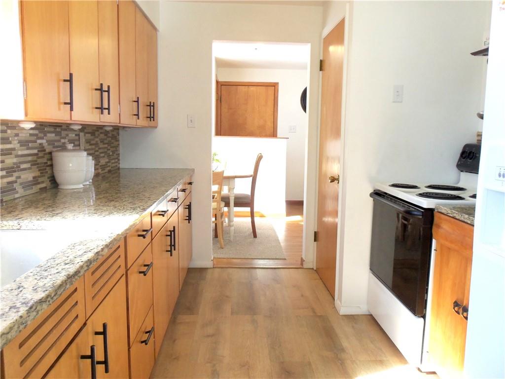 220 Franklin Farms Road Washington, PA 15301 - Photo 9 of 40