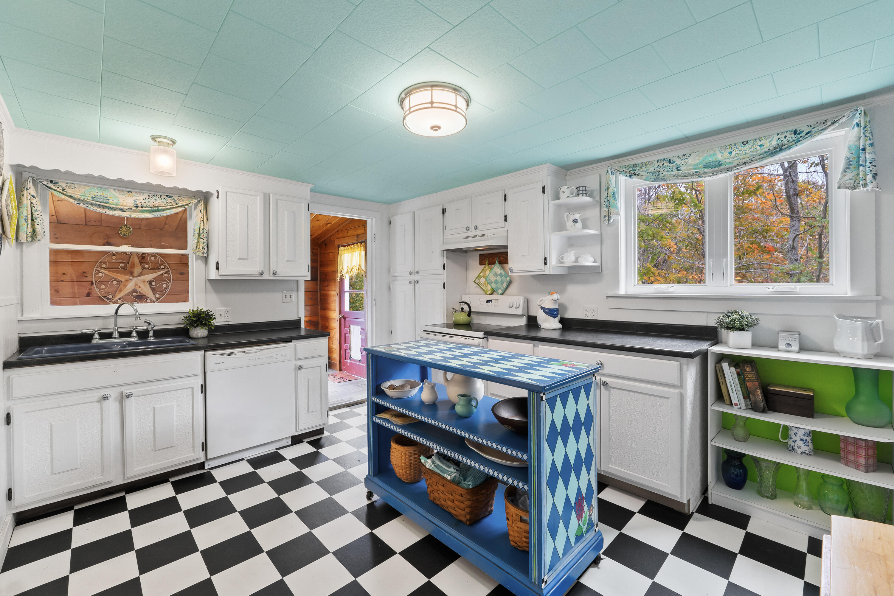 593 North Newcastle Road Newcastle, ME 04553 - Photo 17 of 49 17