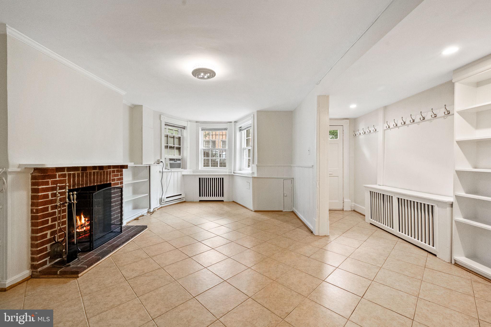 1530 34th Street Northwest Washington, DC 20007 - Photo 4 of 30