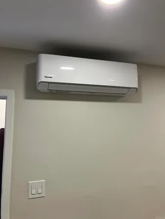 $2,850 | 3979 Illinois Street, Unit 1, San Diego, CA 92104