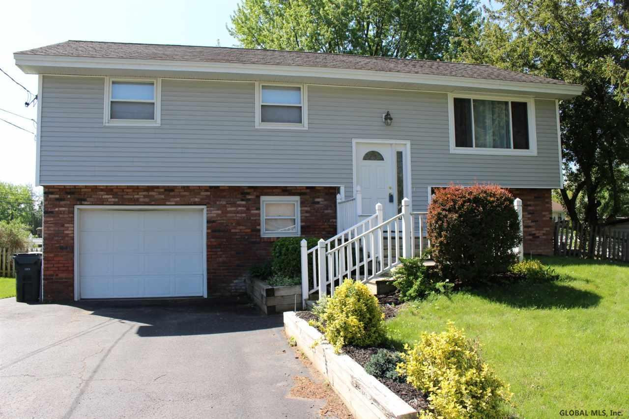 139 Putnam Road Rotterdam, NY 12306 - Photo 1 of 25 Photo 1