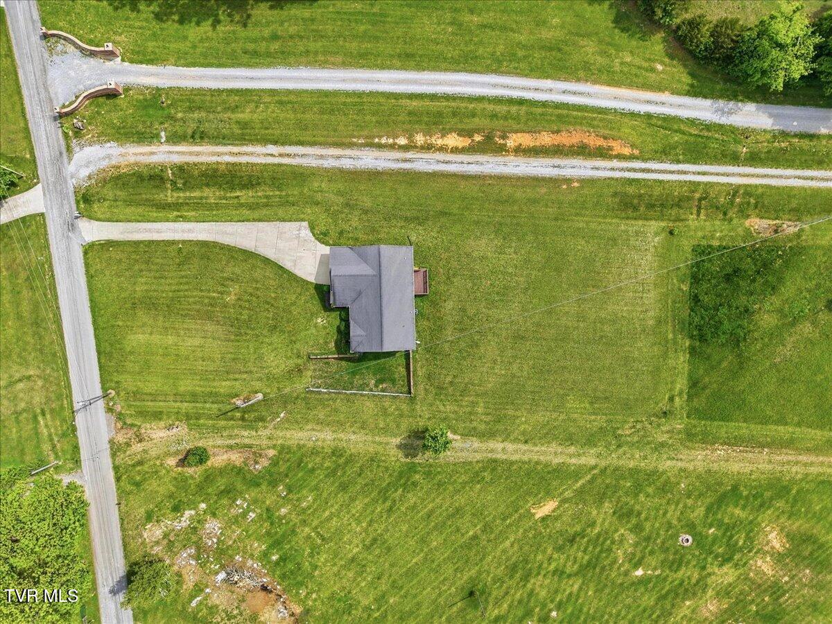 520 Calico Road Afton, TN 37616 - Photo 30 of 35 29-520_Calico_Rd_003