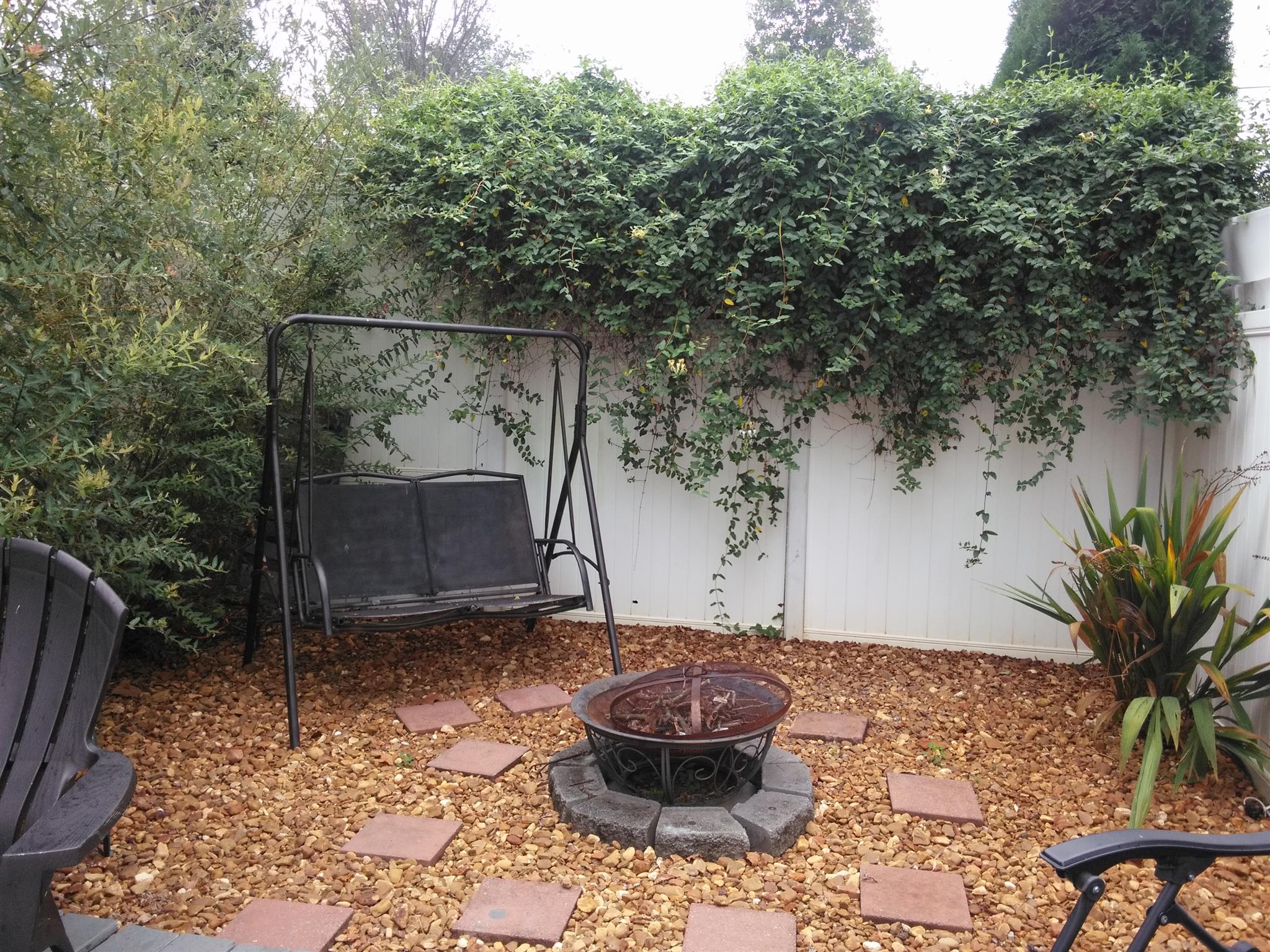 1040 Drake Road Clarksville, TN 37043 - Photo 27 of 29 a backyard of a house with lots of green space