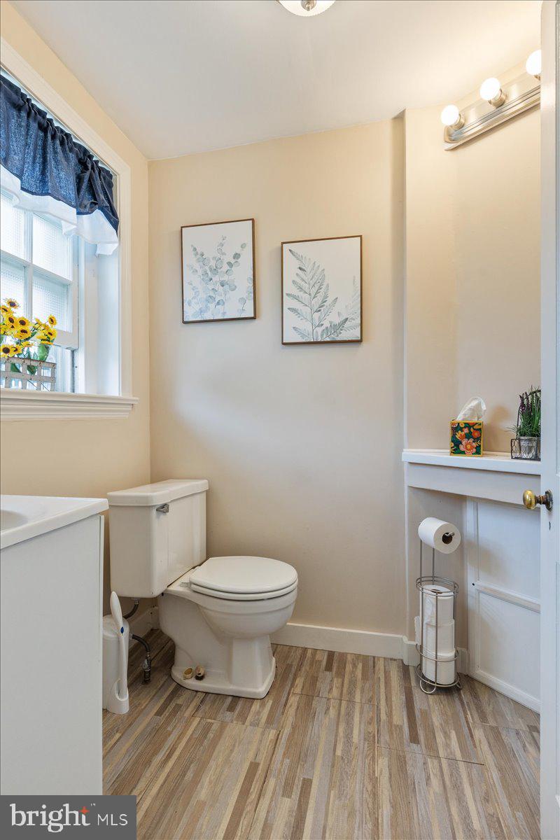 143 Middletown Road Media, PA 19063 - Photo 28 of 56 Powder Room on Main Level