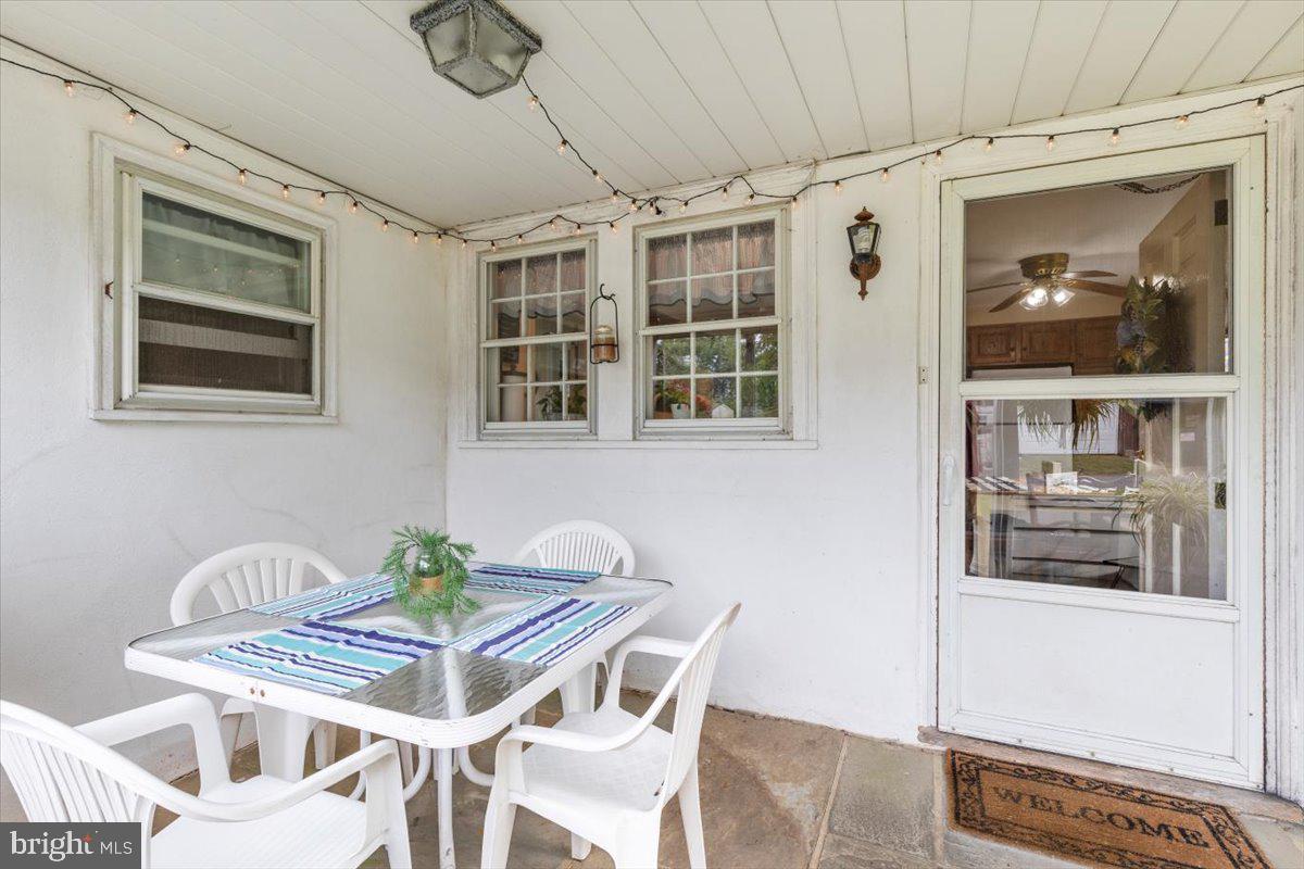143 Middletown Road Media, PA 19063 - Photo 46 of 56 Calming enclosed Patio