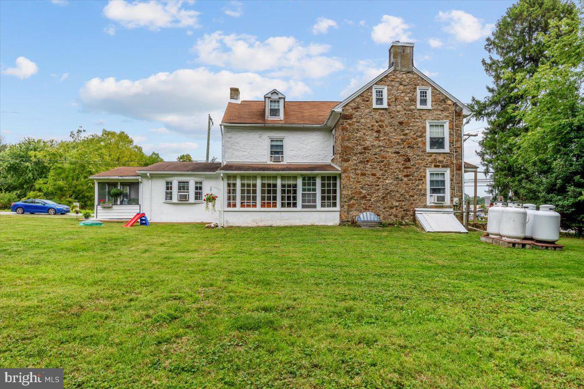 143 Middletown Road Media, PA 19063 - Photo 52 of 56 Other Side of the HOme