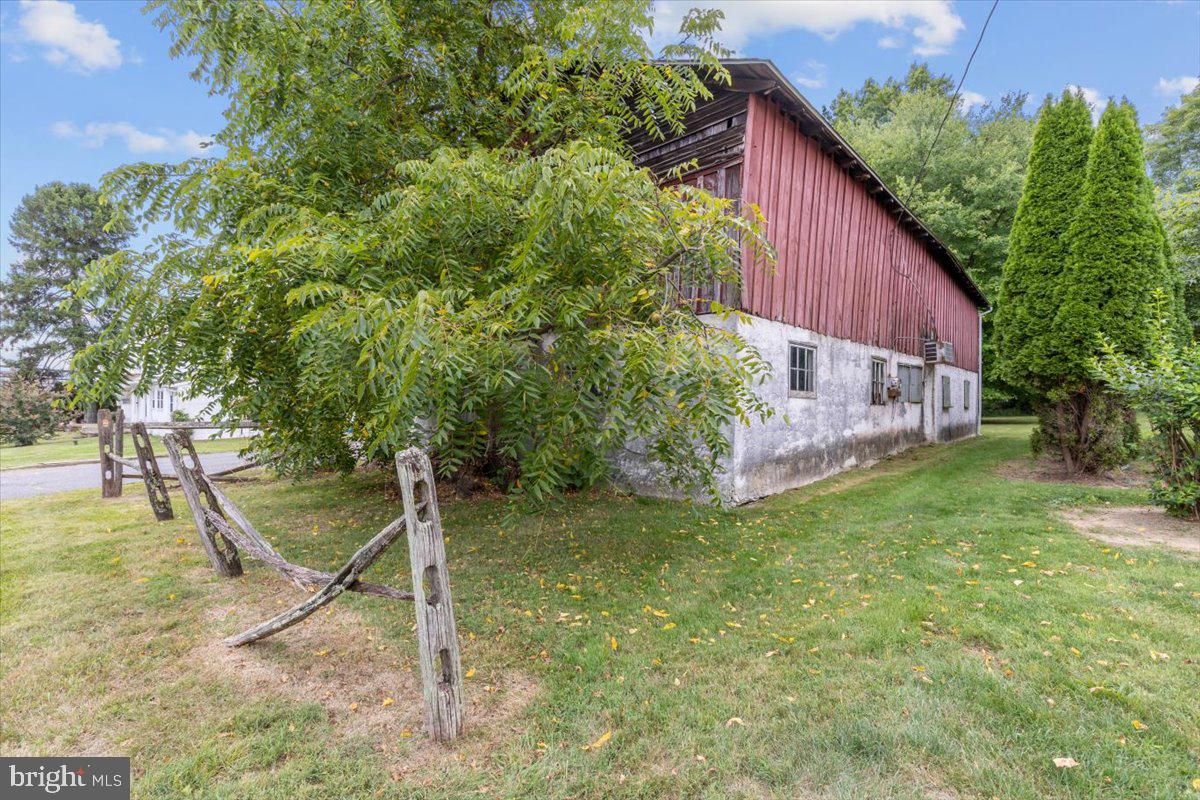 143 Middletown Road Media, PA 19063 - Photo 9 of 56 Barn