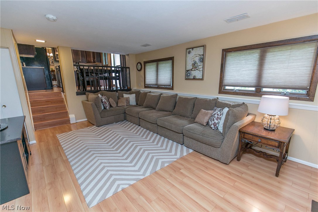 5631 Reef Road Mentor, OH 44060 - Photo 2 of 26 Gallery Image 2