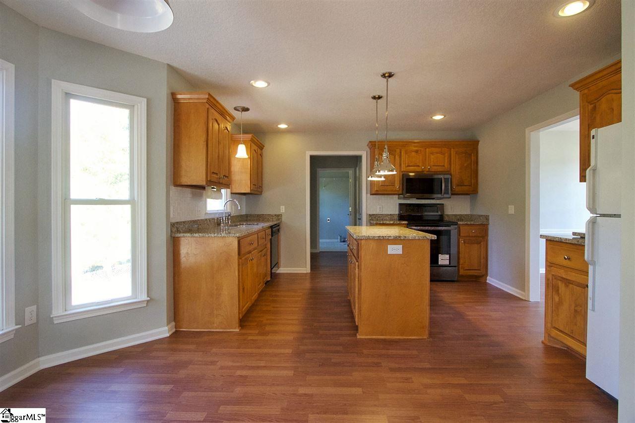 245 Orchard Grove Road Campobello, SC 29322 - Photo 9 of 33