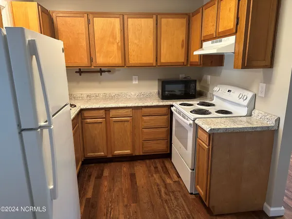 $1,000 | 3204 Deer Path Circle, New Bern, NC 28560