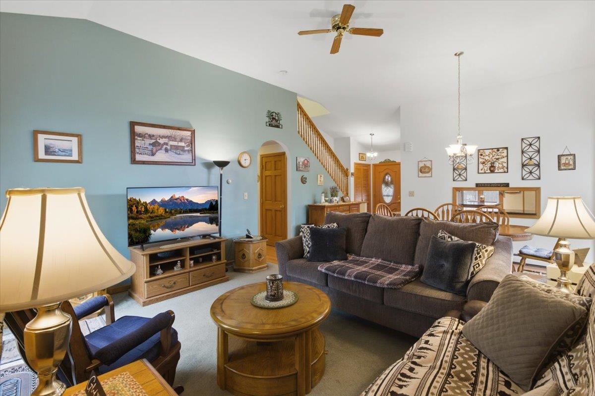 760 West Mountain Road Shaftsbury, VT 05262 - Photo 12 of 34