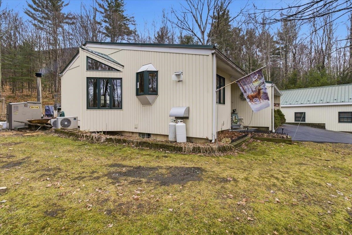 760 West Mountain Road Shaftsbury, VT 05262 - Photo 33 of 34