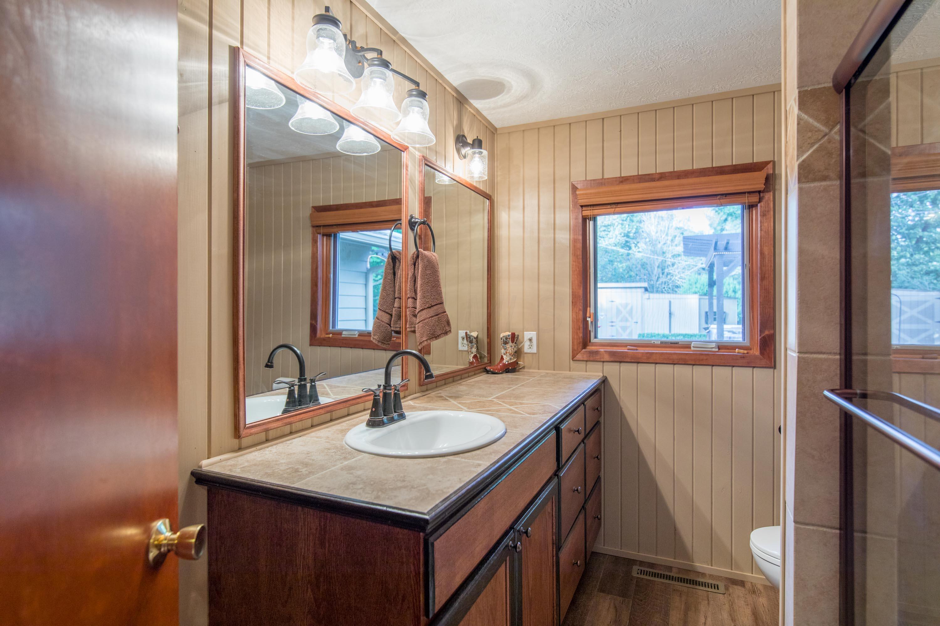 1960 Stratford Road Delaware, OH 43015 - Photo 16 of 30 Gallery Image 16