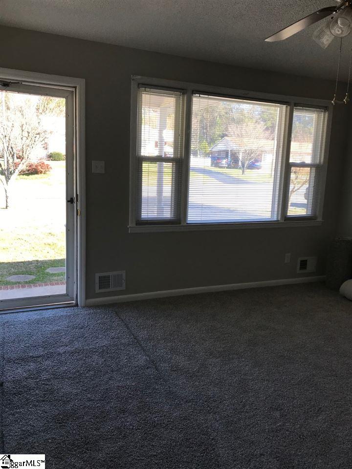 487 Barnwell Road Spartanburg, SC 29303 - Photo 4 of 15 Gallery Image 4