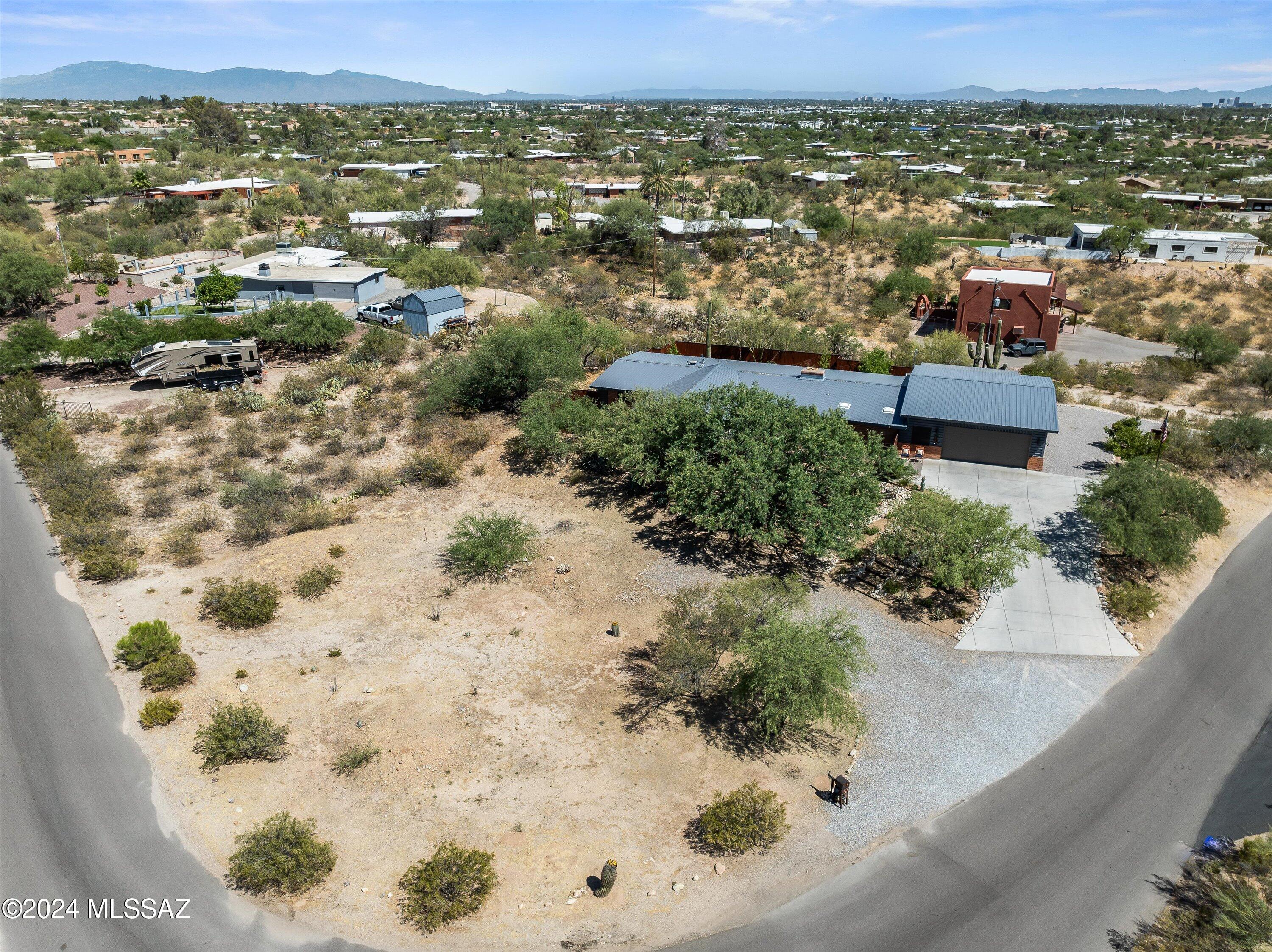 1725 West Sunset Road Tucson, AZ 85704 - Photo 36 of 36 Gallery Image 36