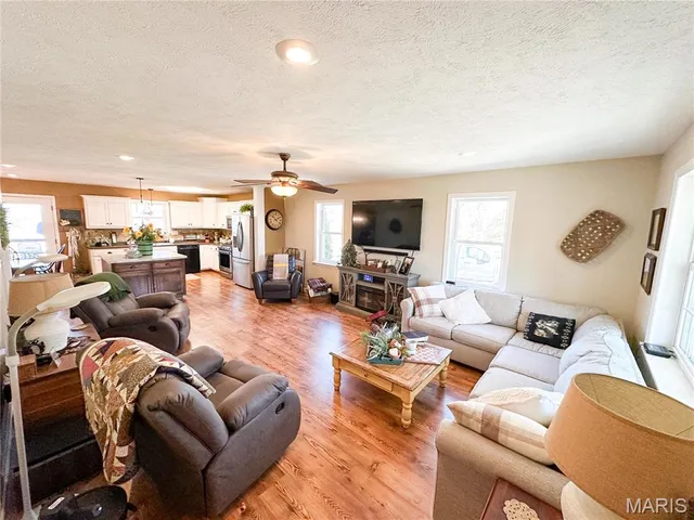 $359,900 | 2419 County Road 3180, Salem, MO 65560