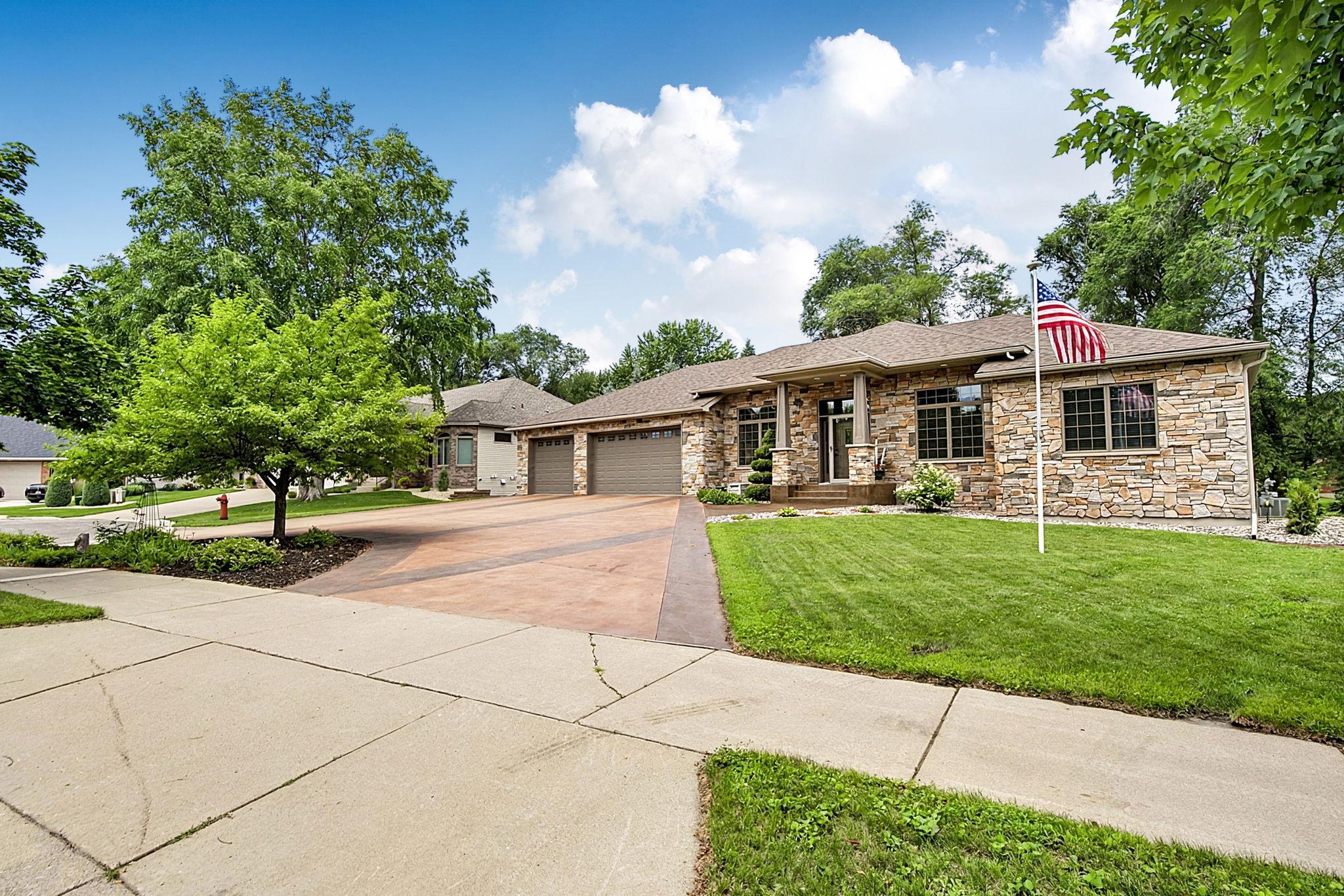 2011 Temminck Road St. Cloud, MN 56301 - Photo 3 of 14