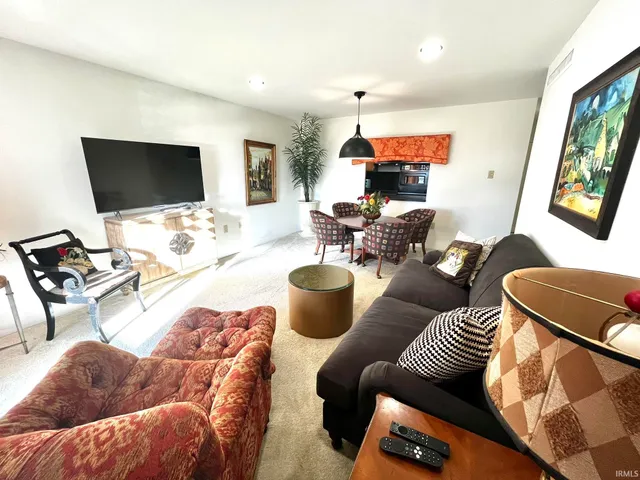 $1,200 | 1100 Erie Avenue, Unit 509, Evansville, IN 47715