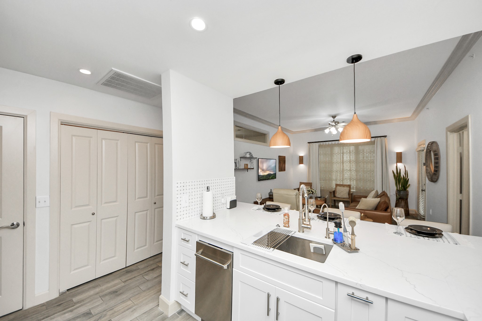 1900 Genesee Street, Unit 204 Houston, TX 77006 - Photo 7 of 40