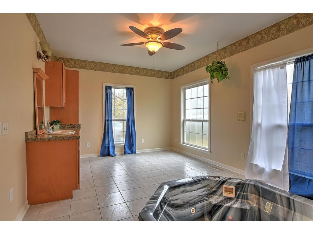 128 McIntyre Road Jonesborough, TN 37659 - Photo 16 of 36 Photo 16