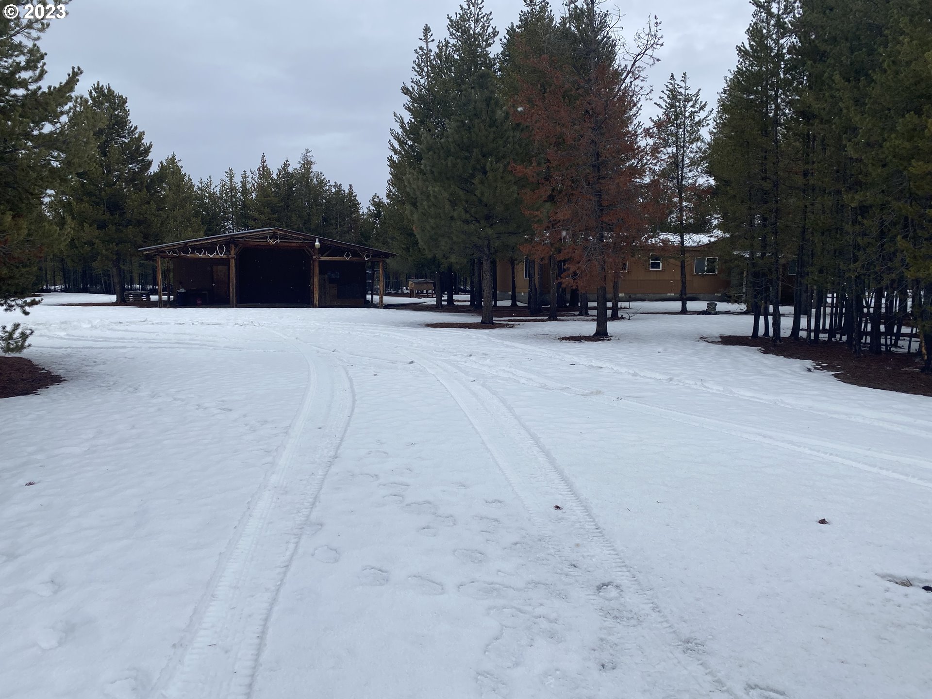1033 Yoke Road La Pine, OR 97739 - Photo 2 of 27 Gallery Image 2