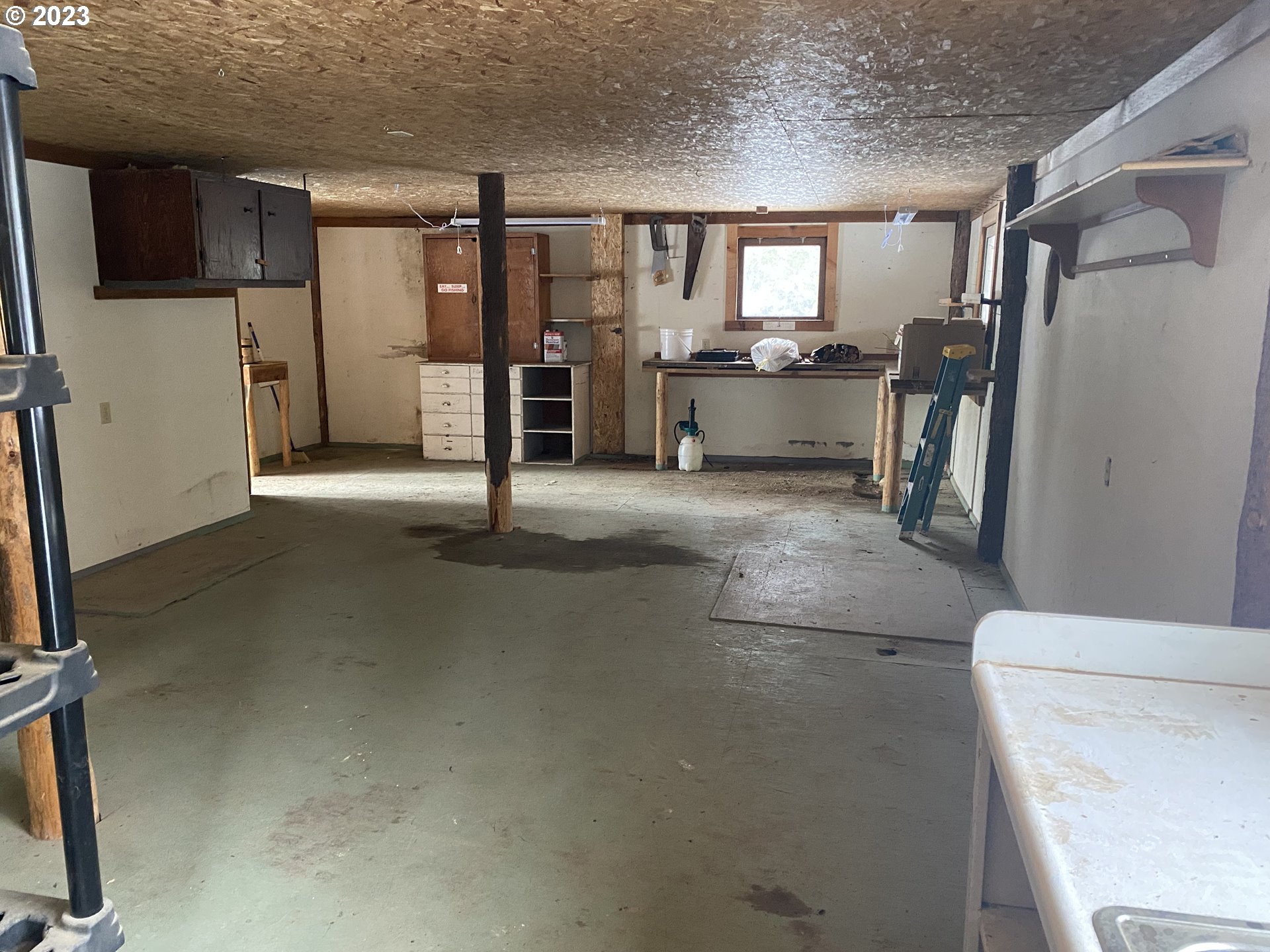 1033 Yoke Road La Pine, OR 97739 - Photo 25 of 27 Workshop