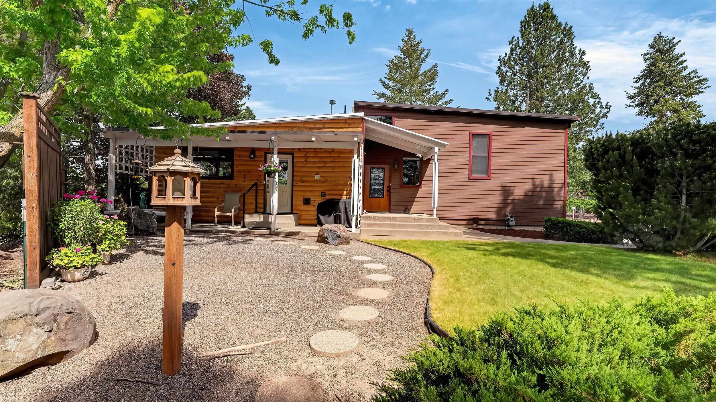 3116 East Center Road Mead, WA 99021 - Photo 2 of 50