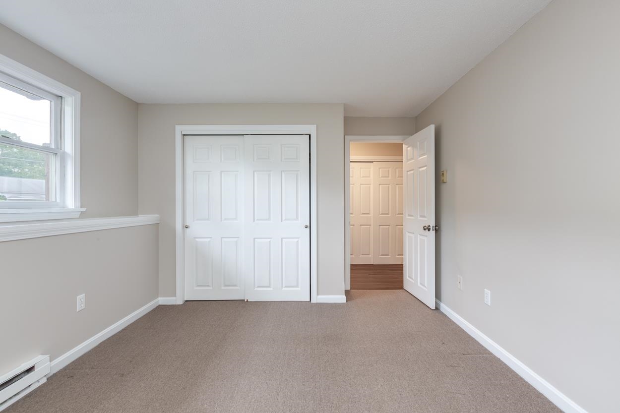 87 R Derryfield Road, Unit R Derry, NH 03038 - Photo 14 of 17
