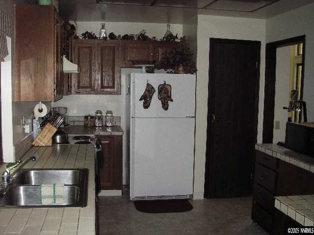 680 West Riverview Circle Reno, NV 89509 - Photo 6 of 9 Photo 6