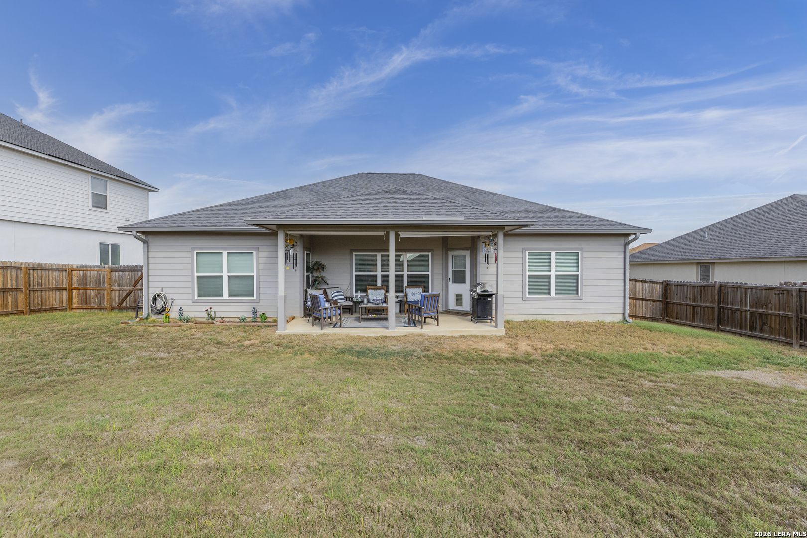 133 Grand View Floresville, TX 78114 - Photo 30 of 43 a front view of a house with garden