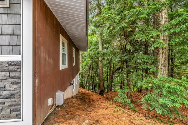 $385,500 | 12 Rowell Road, Hampden, ME 04444