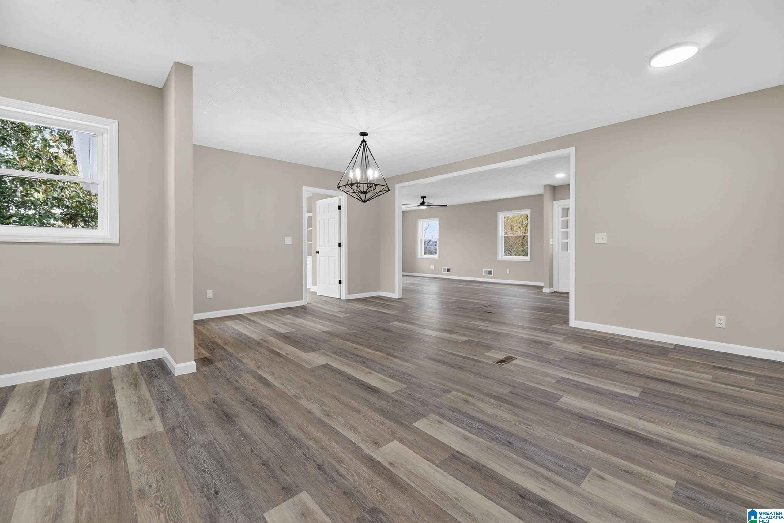 1111 Calhoun Place Anniston, AL 36207 - Photo 10 of 49