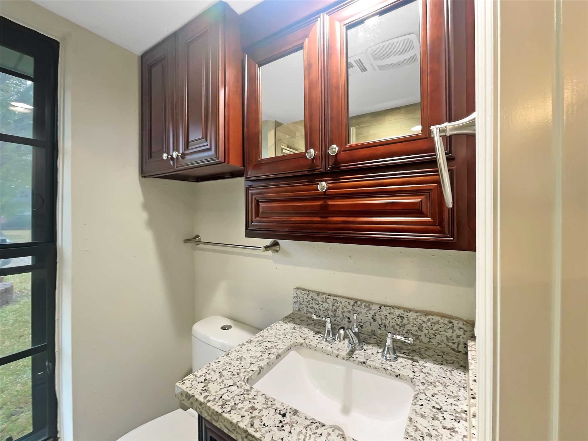 12107 Pompton Drive Houston, TX 77089 - Photo 20 of 23 a bathroom with a sink and a mirror
