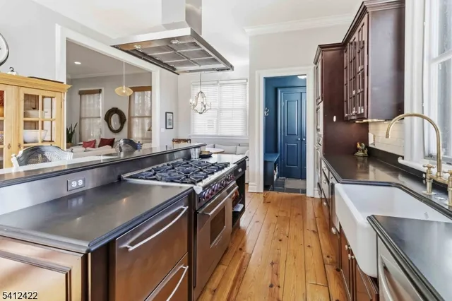 $2,100,000 | 21 Franklin Place, Morristown, NJ 07960