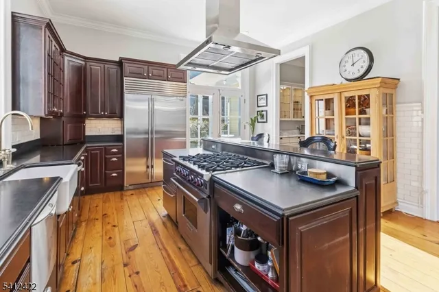 $2,100,000 | 21 Franklin Place, Morristown, NJ 07960