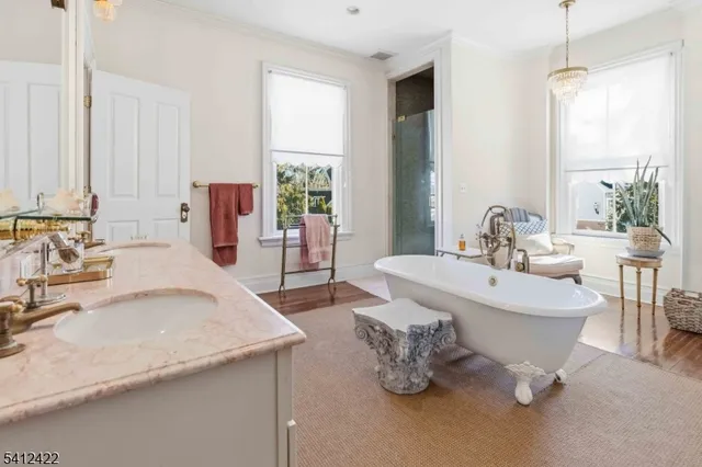 $2,100,000 | 21 Franklin Place, Morristown, NJ 07960