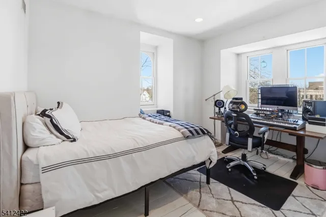 $2,100,000 | 21 Franklin Place, Morristown, NJ 07960